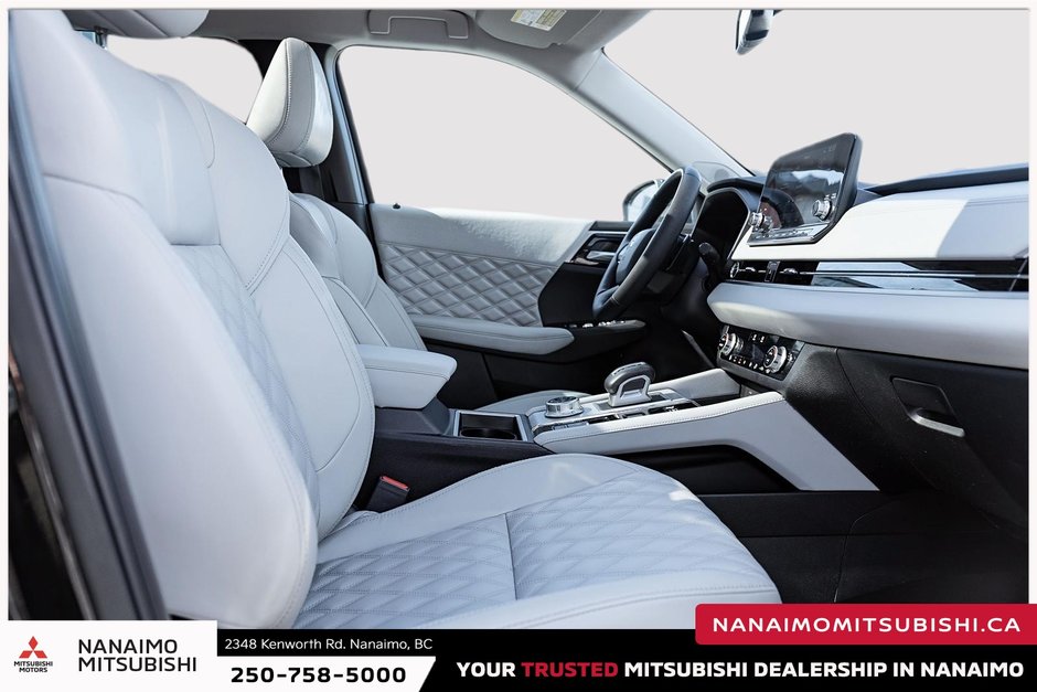 2023 Mitsubishi OUTLANDER PHEV GT-18