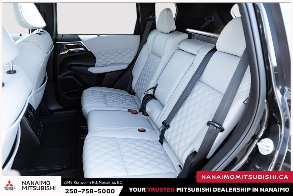 2023 Mitsubishi OUTLANDER PHEV GT-11