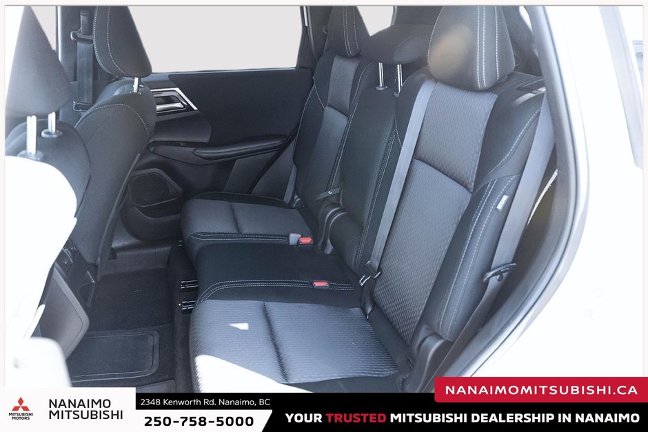 2023 Mitsubishi OUTLANDER PHEV ES-11