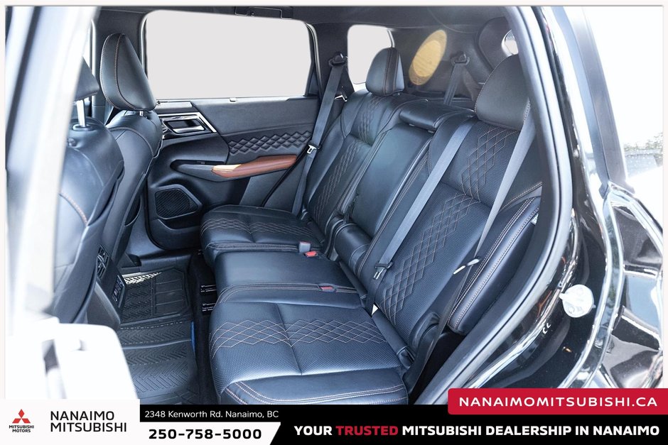 2023 Mitsubishi OUTLANDER PHEV GT-11