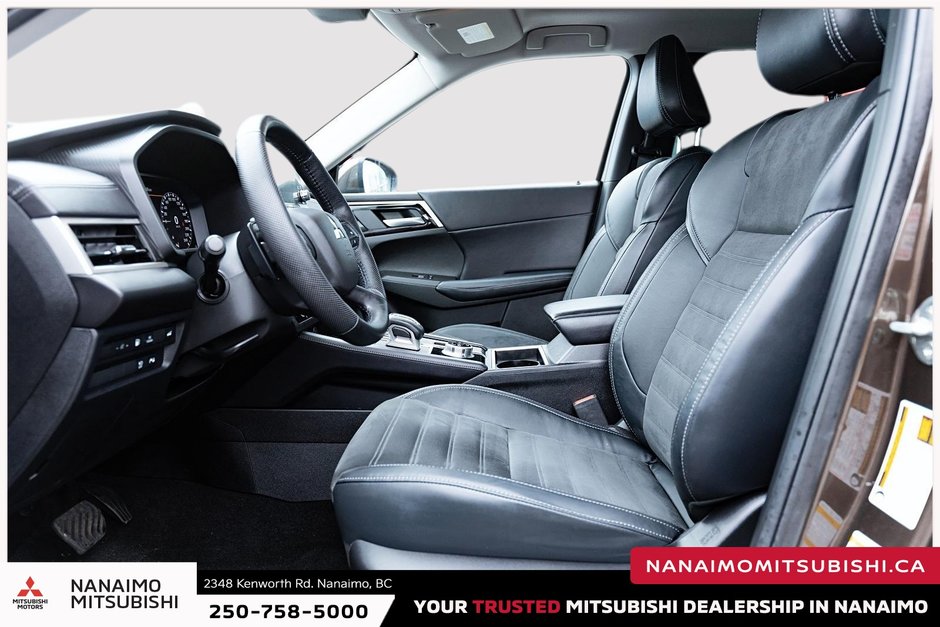 2023 Mitsubishi OUTLANDER PHEV LE-20