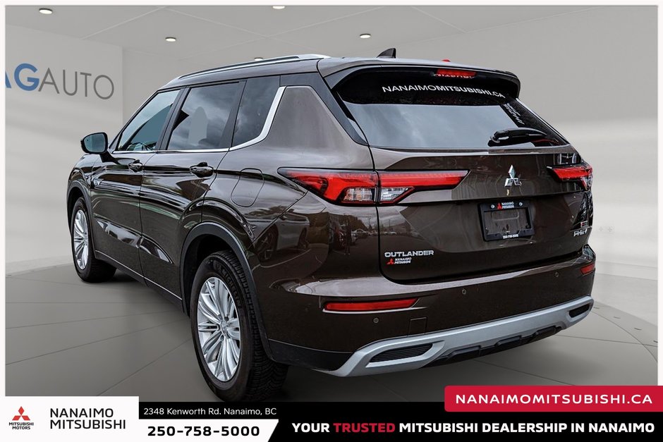 2023 Mitsubishi OUTLANDER PHEV LE-4