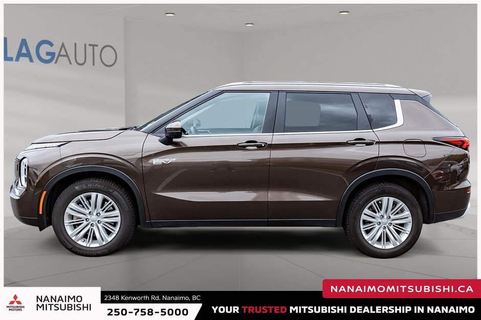 2023 Mitsubishi OUTLANDER PHEV LE-3