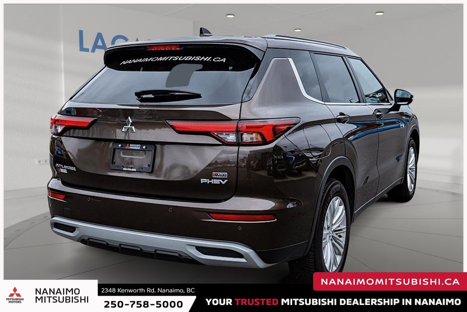 2023 Mitsubishi OUTLANDER PHEV LE-6