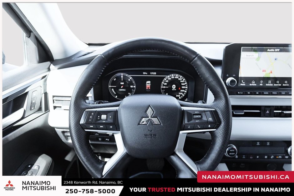 2023 Mitsubishi OUTLANDER PHEV SEL-16
