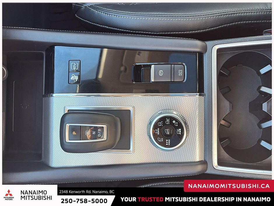 2023 Mitsubishi Outlander PHEV GT-17