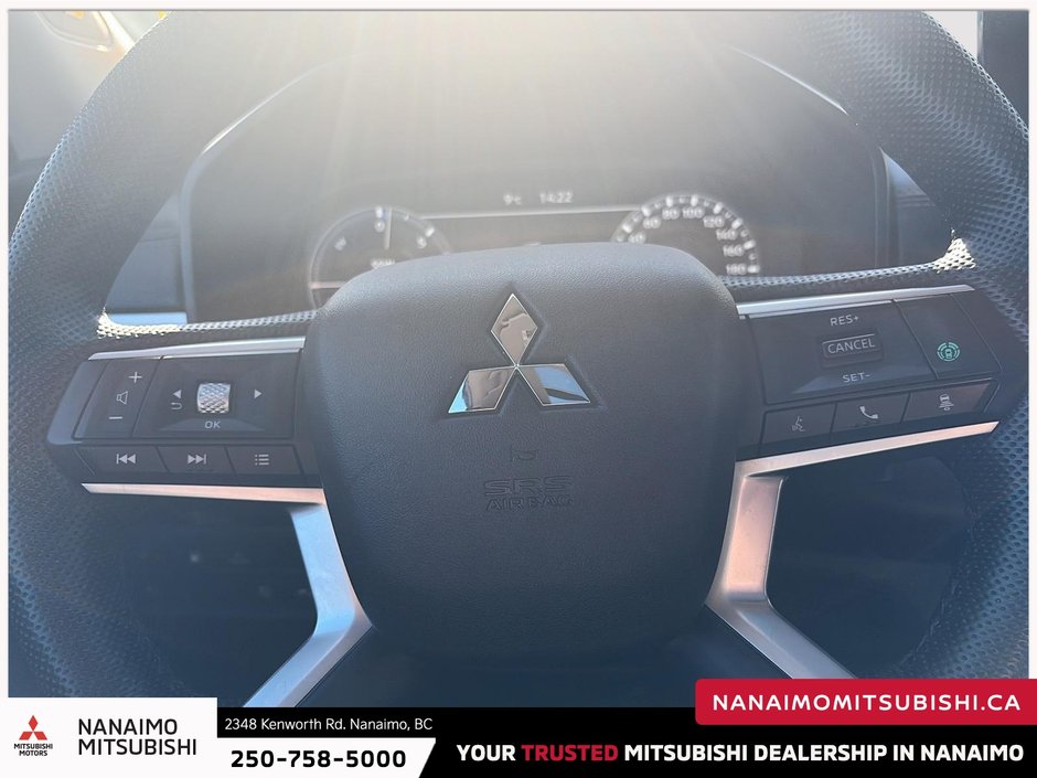 2023 Mitsubishi Outlander PHEV GT-13