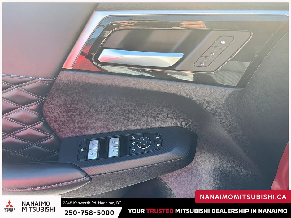 2023 Mitsubishi Outlander PHEV GT-11