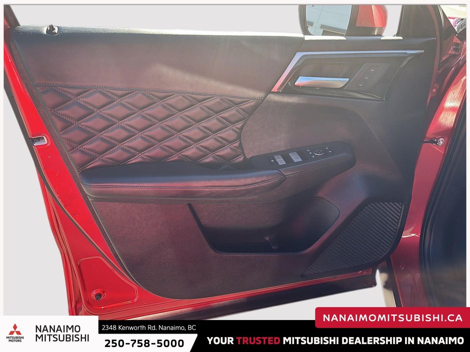 2023 Mitsubishi Outlander PHEV GT-10