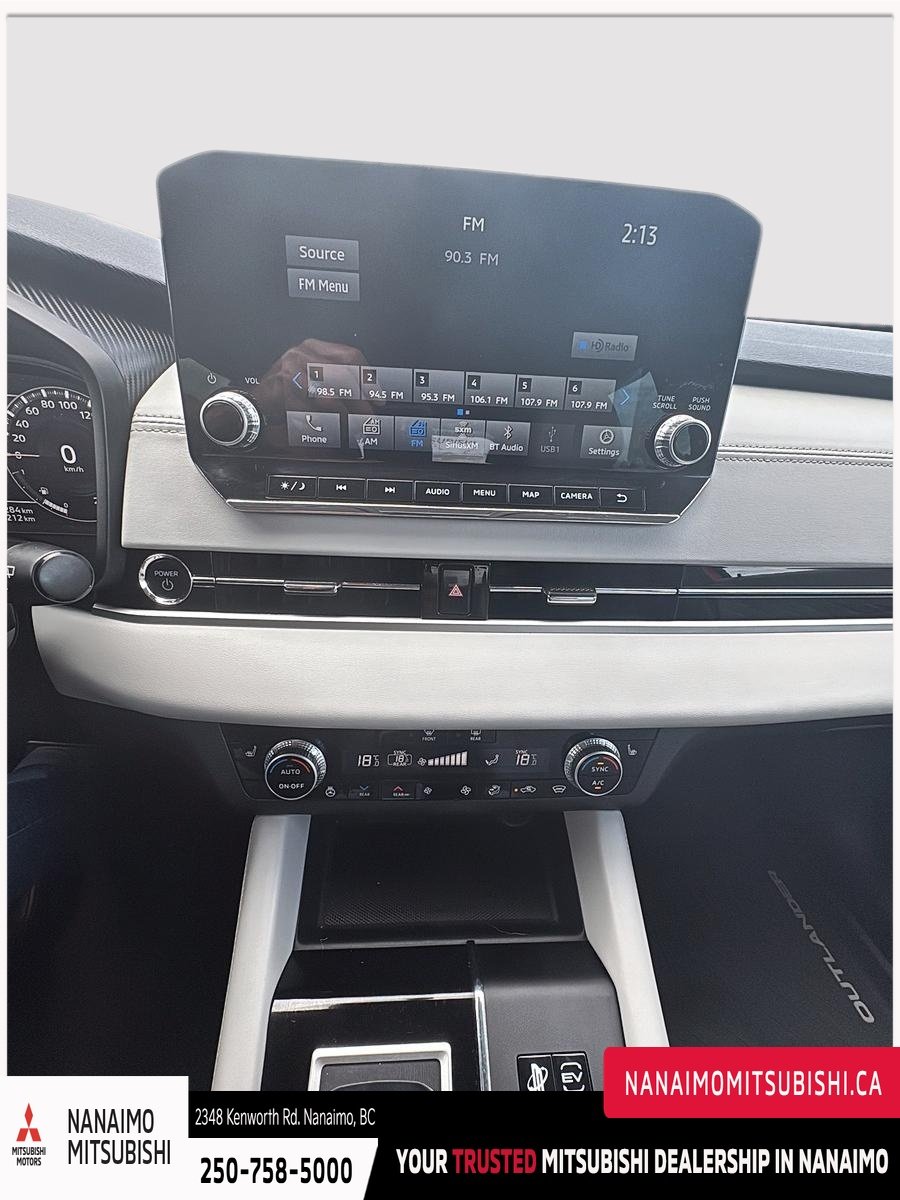 2023 Mitsubishi Outlander PHEV SEL-17