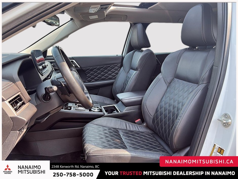 2023 Mitsubishi Outlander PHEV SEL-8