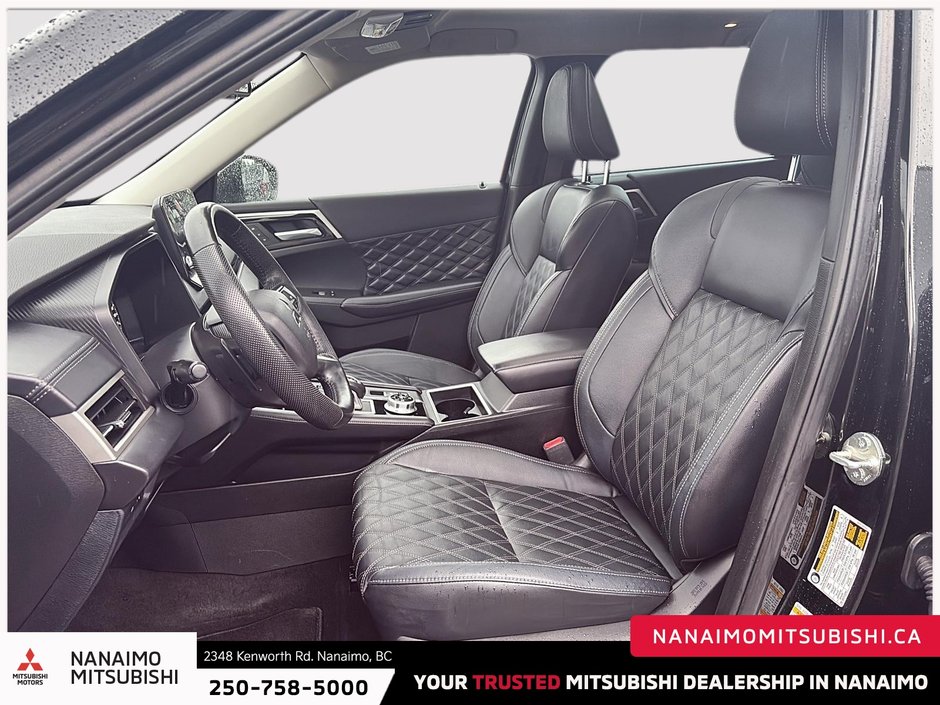 2023 Mitsubishi Outlander PHEV SEL-8