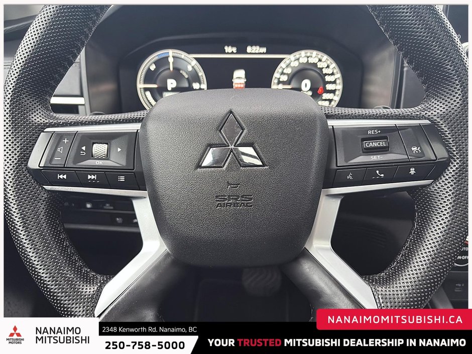 2023 Mitsubishi Outlander PHEV SEL-13