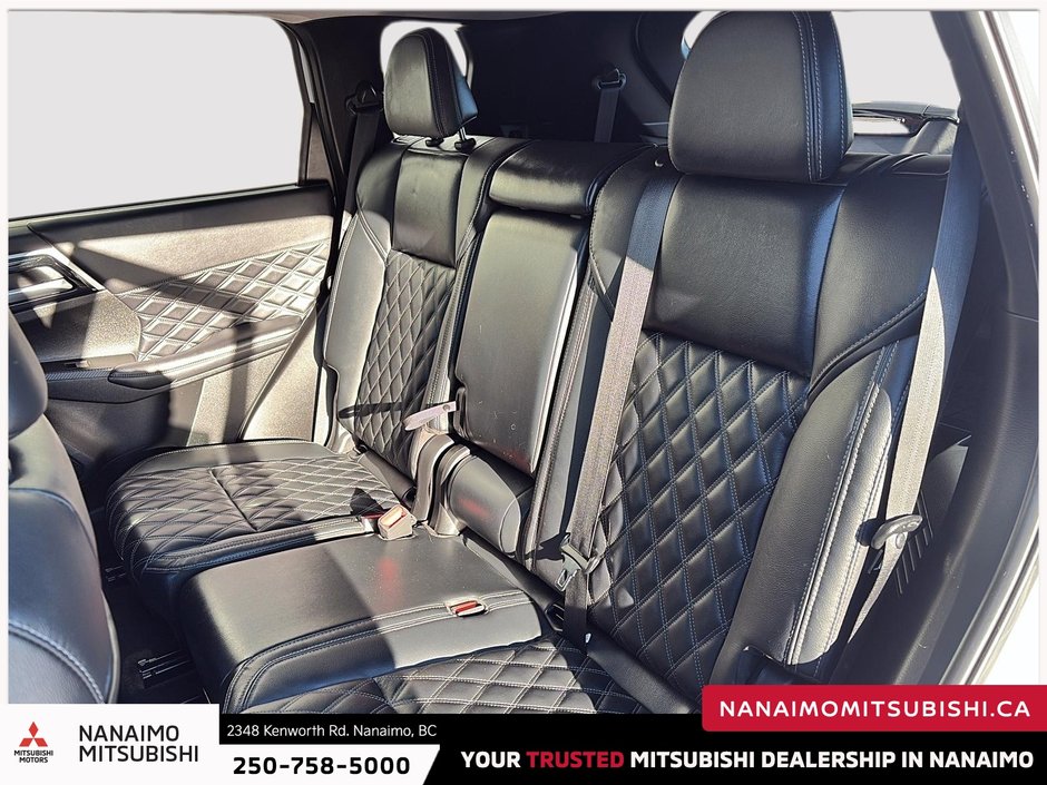 2024 Mitsubishi Outlander PHEV SEL-9