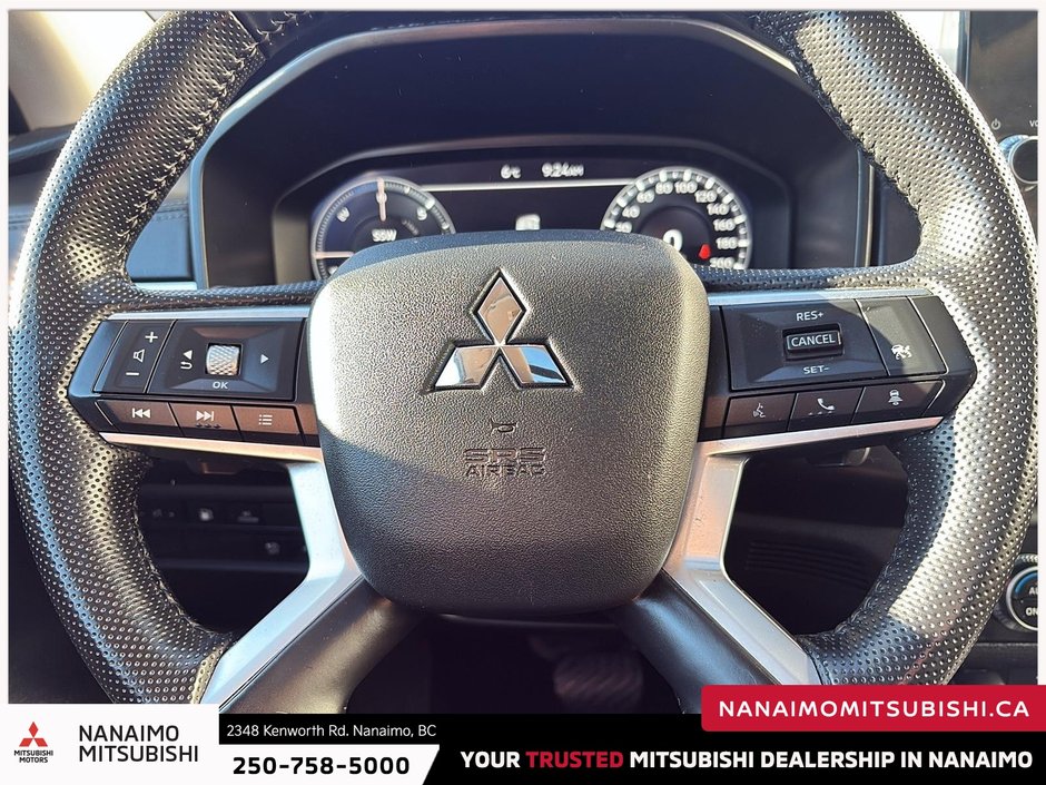 2024 Mitsubishi Outlander PHEV SEL-13