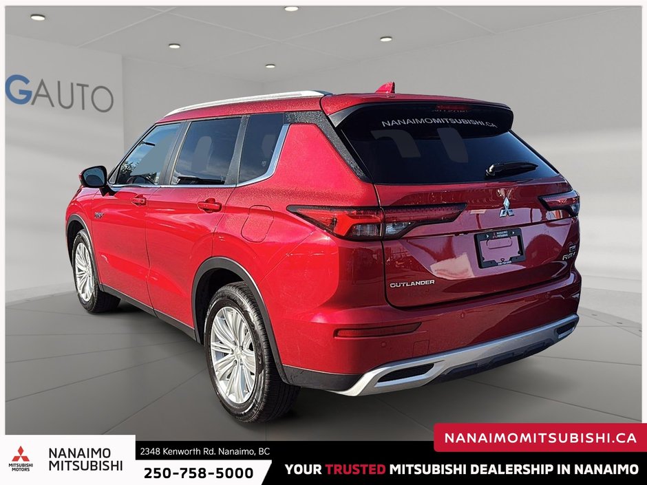 2024 Mitsubishi Outlander PHEV LE-4