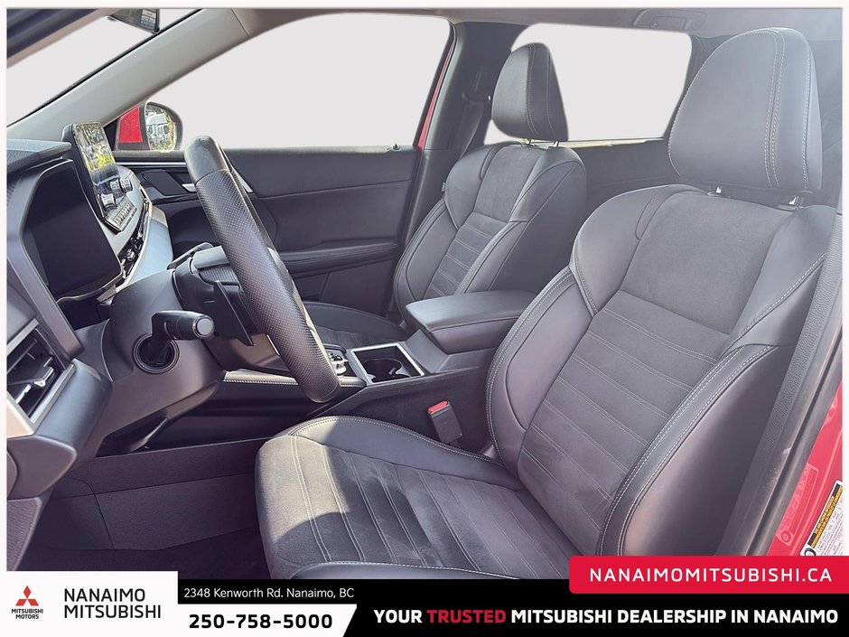 2024 Mitsubishi Outlander PHEV LE-9