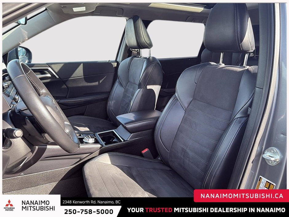 2024 Mitsubishi Outlander PHEV LE-9