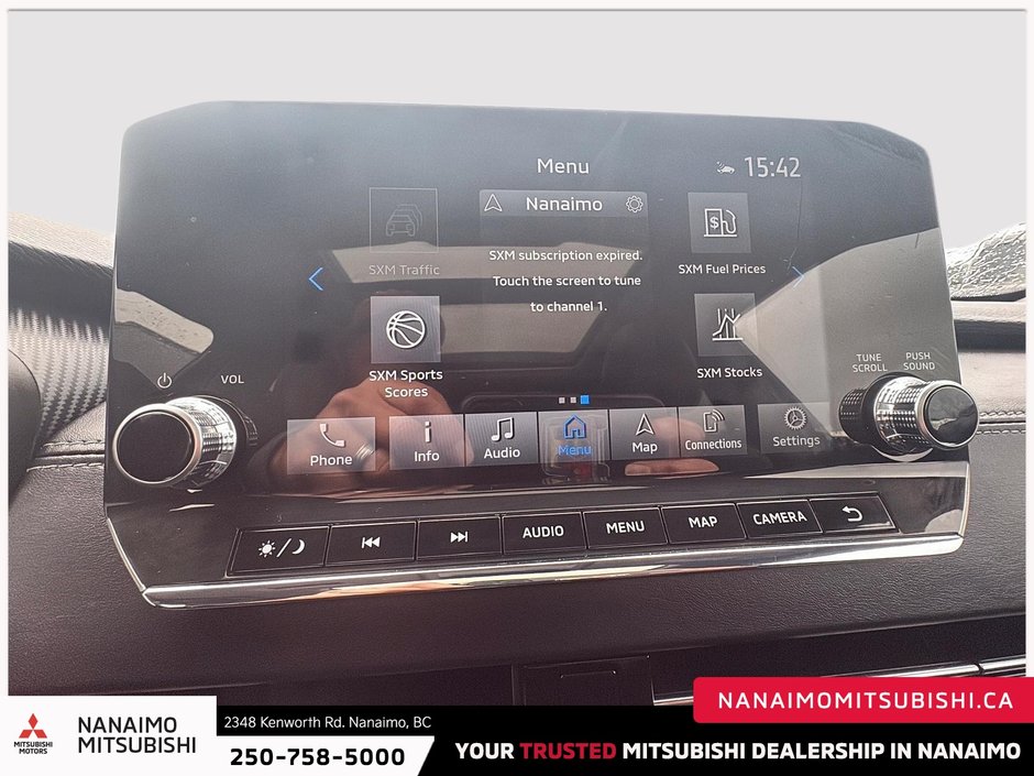 2024 Mitsubishi Outlander PHEV LE-20