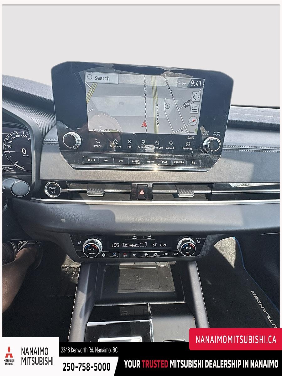 2025 Mitsubishi Outlander PHEV LE-16
