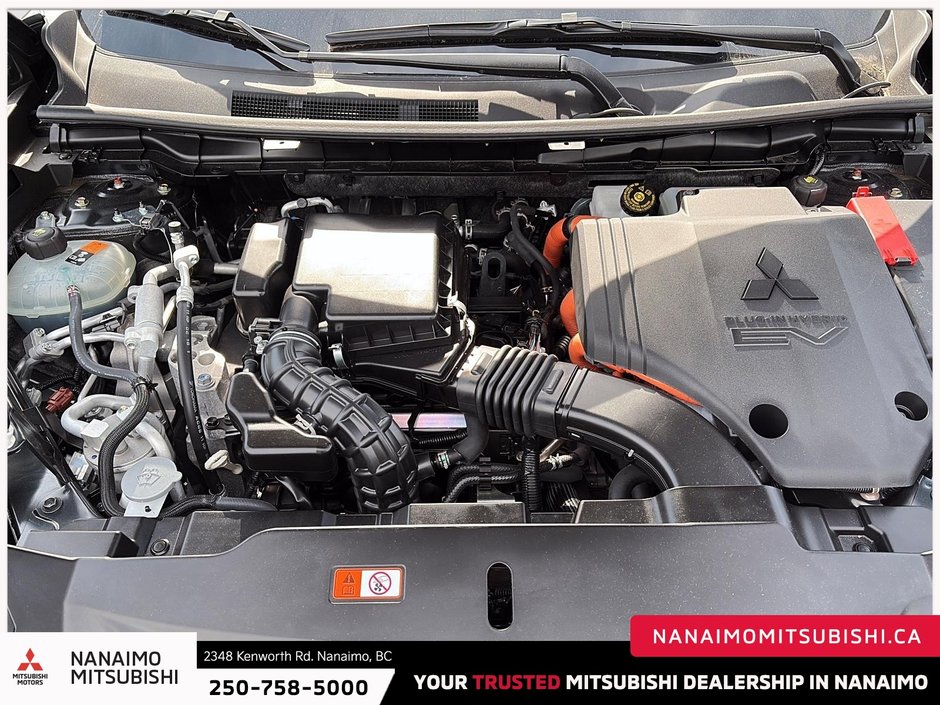 2025 Mitsubishi Outlander PHEV LE-7