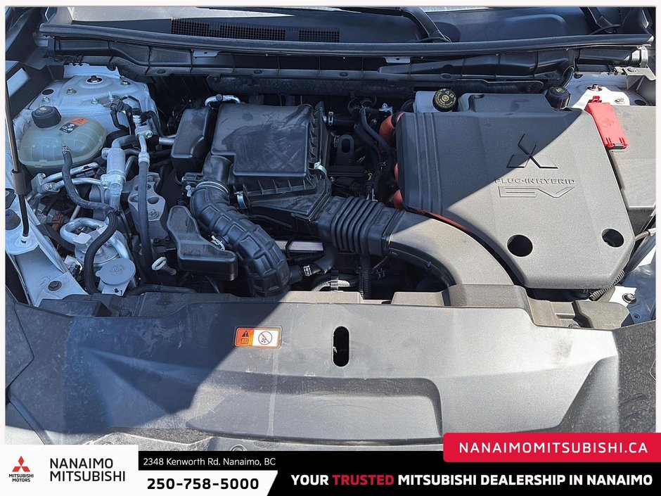 2025 Mitsubishi Outlander PHEV ES-7