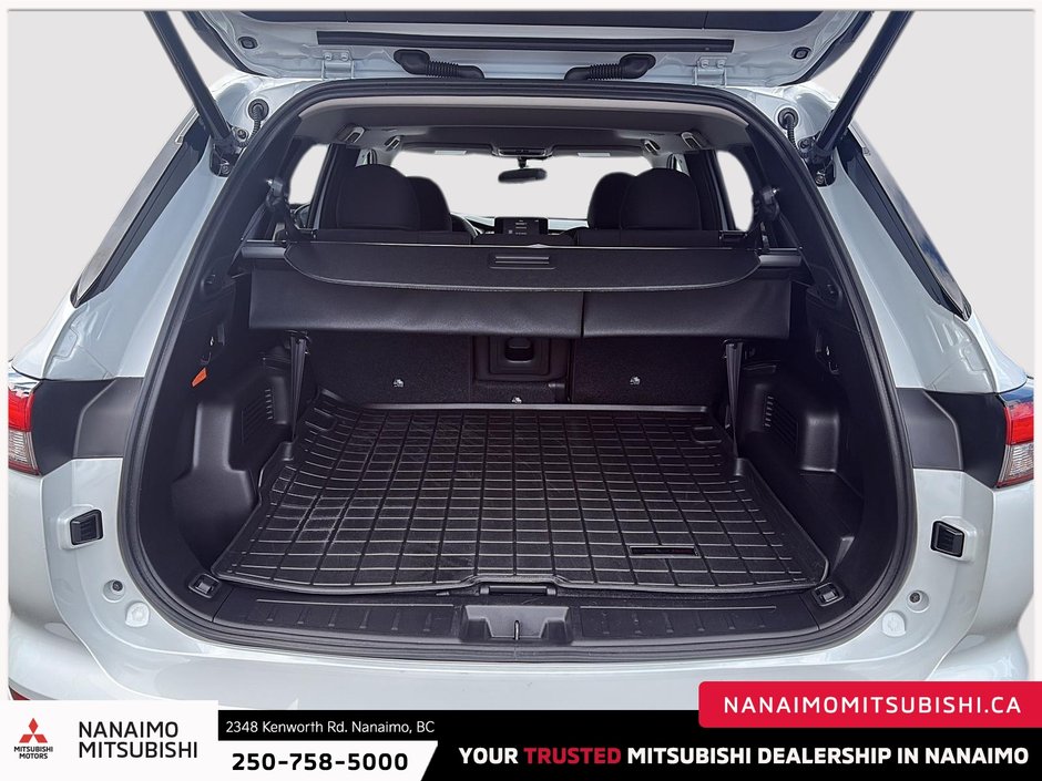 2025 Mitsubishi Outlander PHEV SE-6