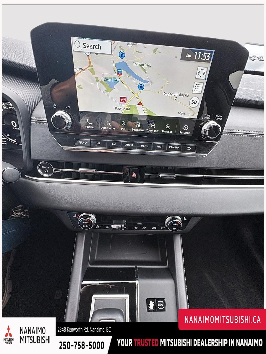 2025 Mitsubishi Outlander PHEV LE-16