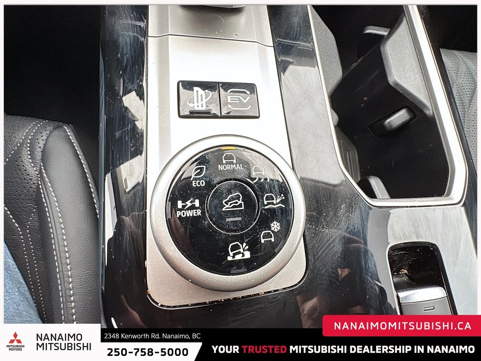 2026 Mitsubishi Outlander PHEV GT-18