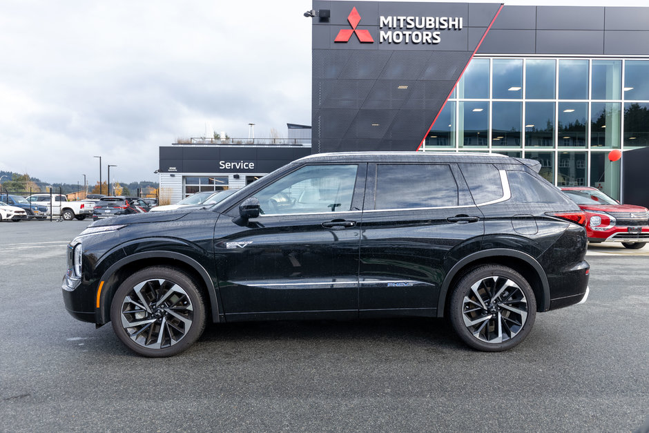 2024 Mitsubishi Outlander Plug-In Hybrid GT-2