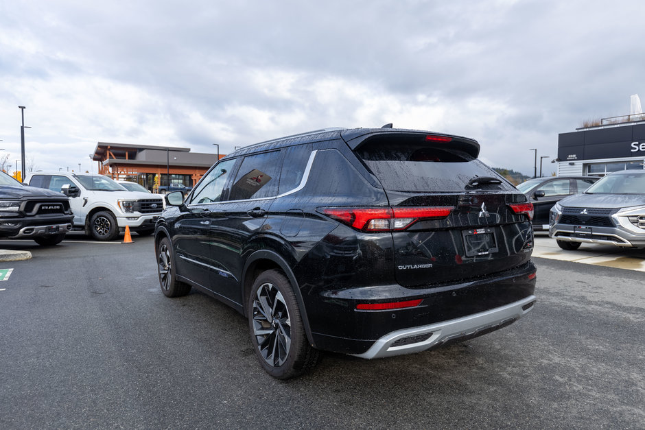 2024 Mitsubishi Outlander Plug-In Hybrid GT-3