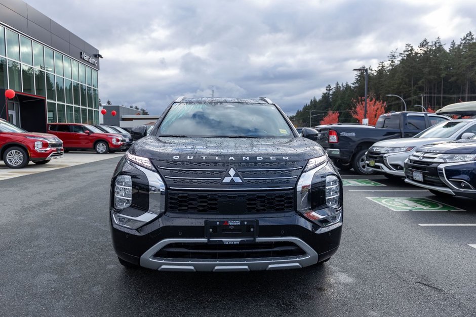 2024 Mitsubishi Outlander Plug-In Hybrid GT-8