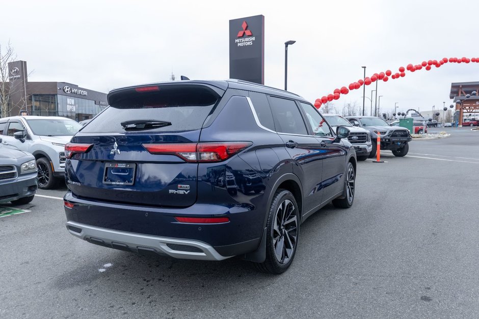 2024 Mitsubishi Outlander Plug-In Hybrid SEL-5