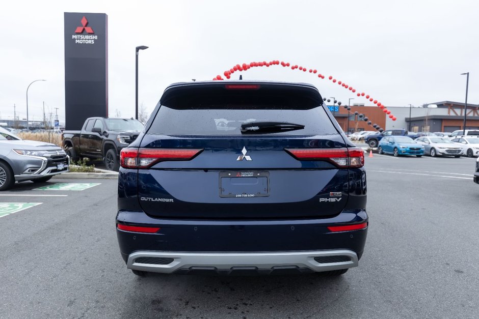 2024 Mitsubishi Outlander Plug-In Hybrid SEL-4