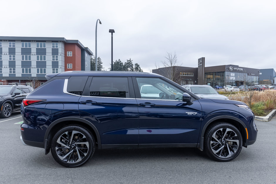 2024 Mitsubishi Outlander Plug-In Hybrid SEL-6