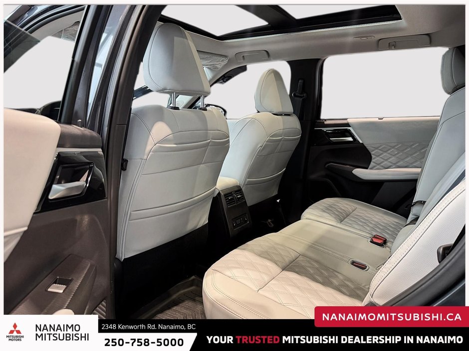 2025 Mitsubishi Outlander Plug-In Hybrid RALLI-ART EDITION-9