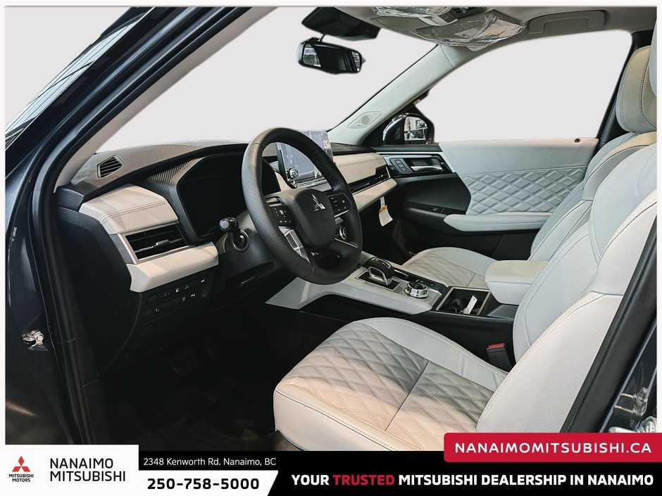 2025 Mitsubishi Outlander Plug-In Hybrid RALLI-ART EDITION-8