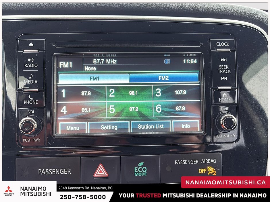 2017 Mitsubishi Outlander SE-18