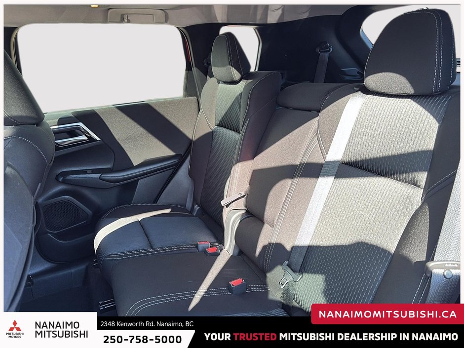 2022 Mitsubishi Outlander LE-9