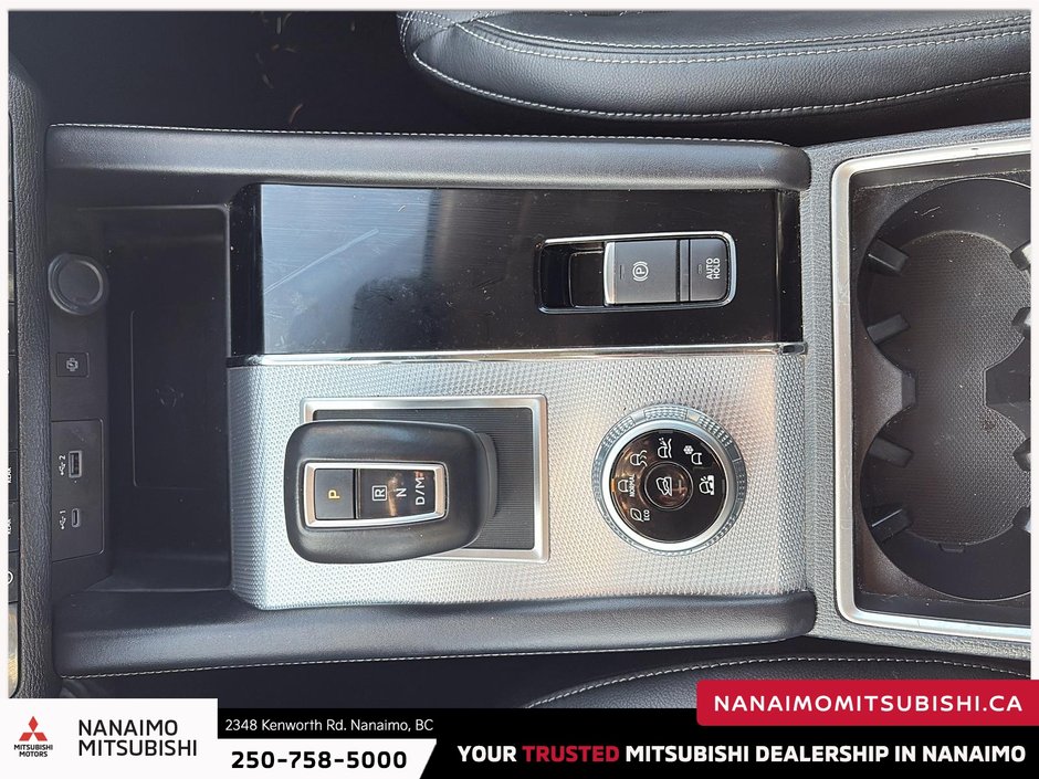 2022 Mitsubishi Outlander GT-17