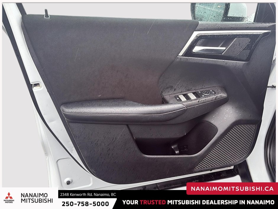 2022 Mitsubishi Outlander ES-10