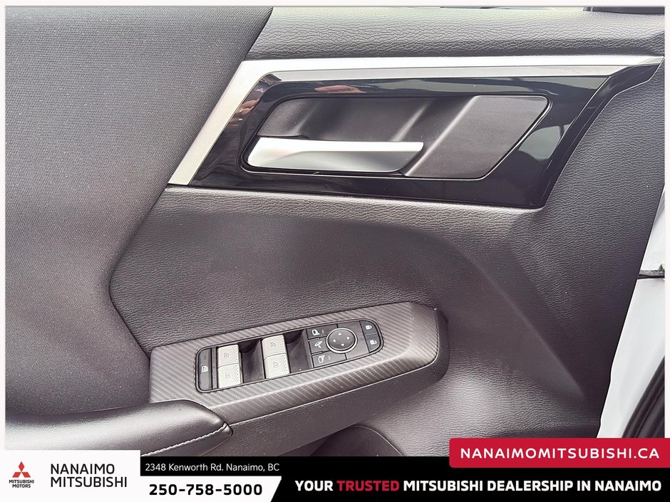 2022 Mitsubishi Outlander SE-11