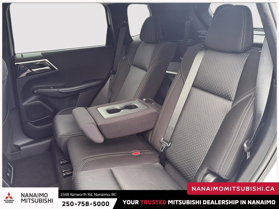 2022 Mitsubishi Outlander SE-9