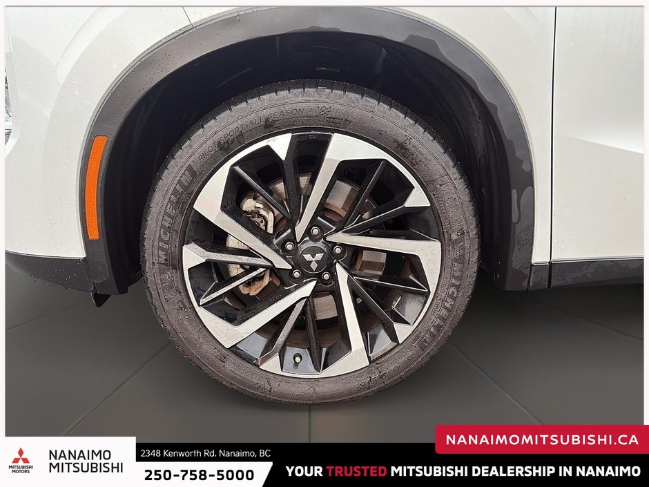 2022 Mitsubishi Outlander LE-1