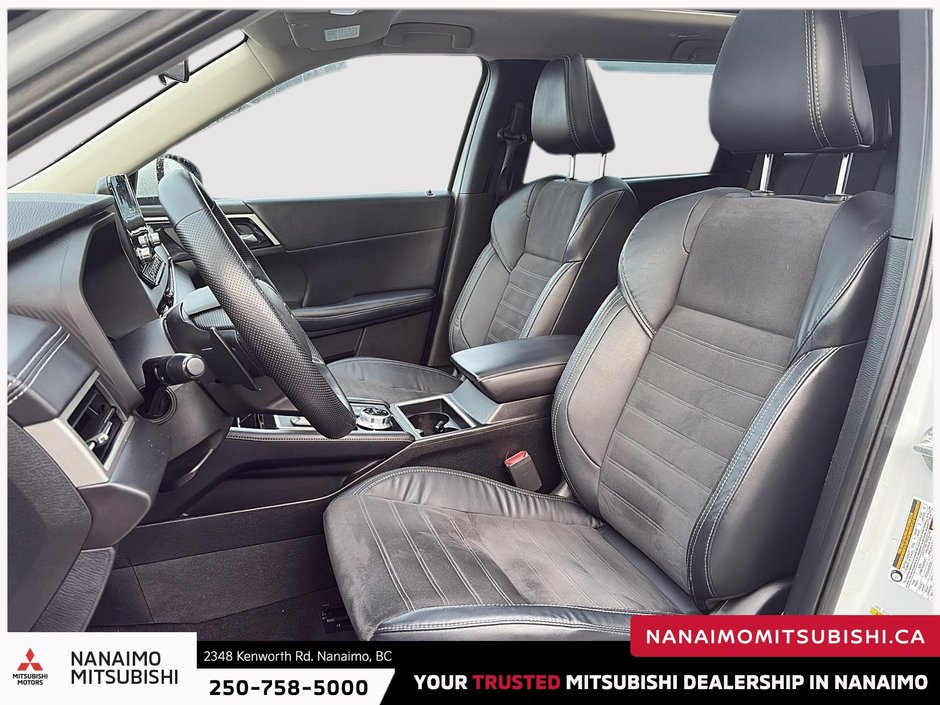 2022 Mitsubishi Outlander LE-9