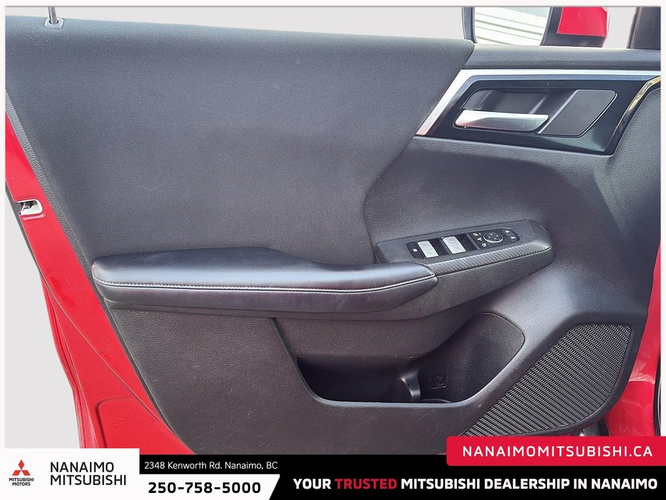 2022 Mitsubishi Outlander SE-10