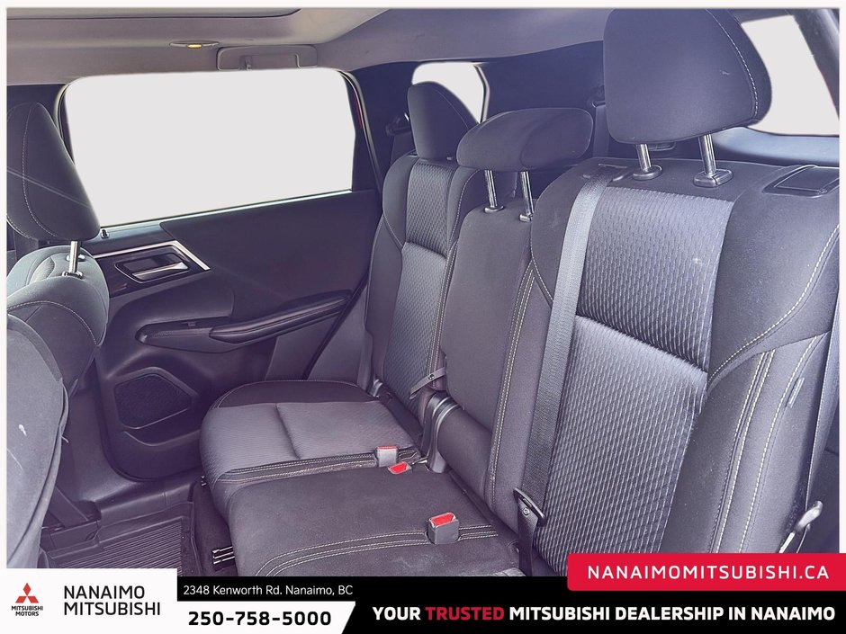 2022 Mitsubishi Outlander SE-9