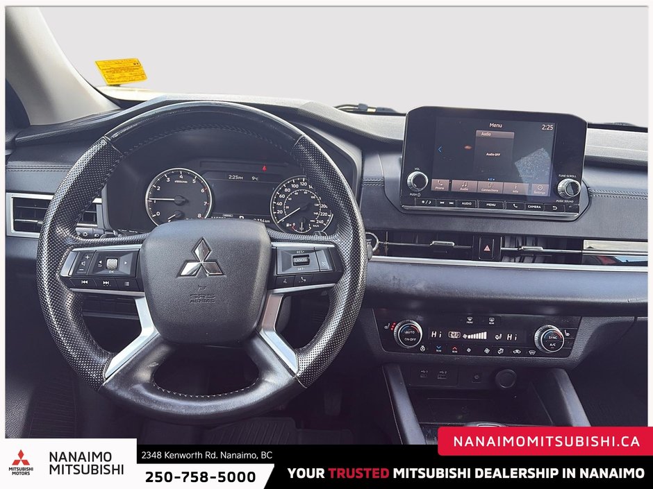 2022 Mitsubishi Outlander SE-12