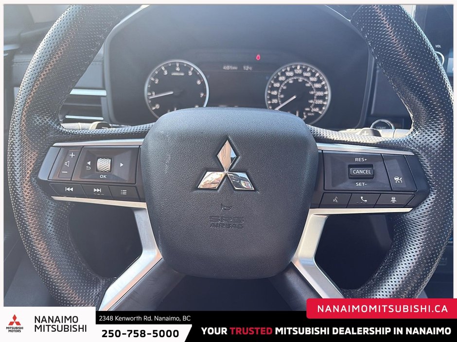 2022 Mitsubishi Outlander LE-13