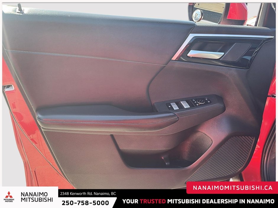 2022 Mitsubishi Outlander LE-10